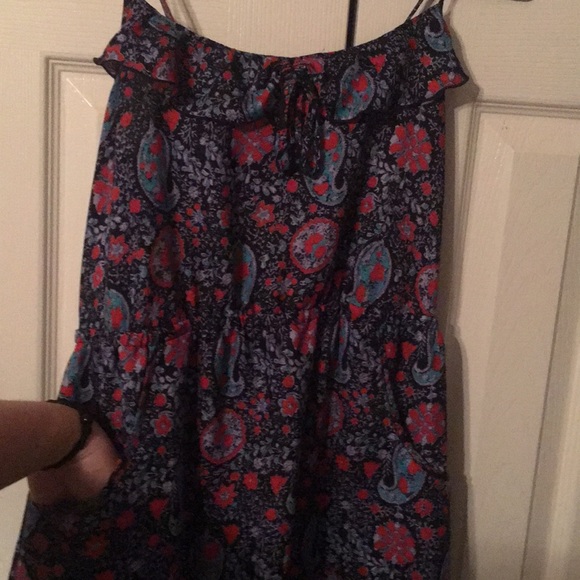 Paisley dress with ruffle - Picture 4 of 5